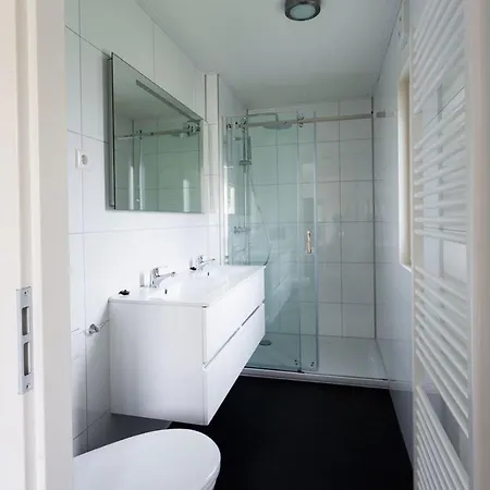 De Driemaster Hotel *